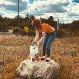 Meet your Posher, Cecelia